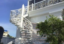 CẦU THANG XOẮN ỐC