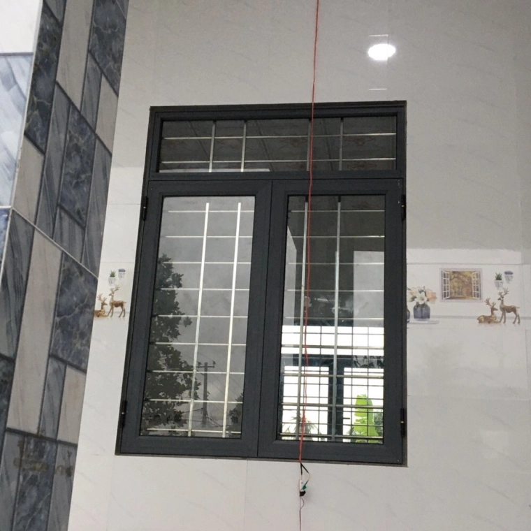 Cửa sổ nhôm xingfa 8